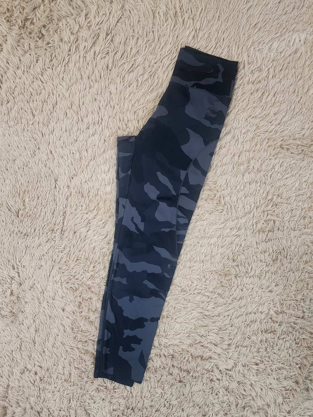BETTER BODIES Dark Gray Camo High-Waisted Leggings - Picture 5 of 16